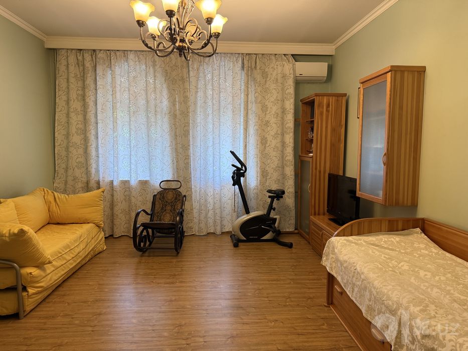 Квартира на улице Шота Руставели, Генеральские дома