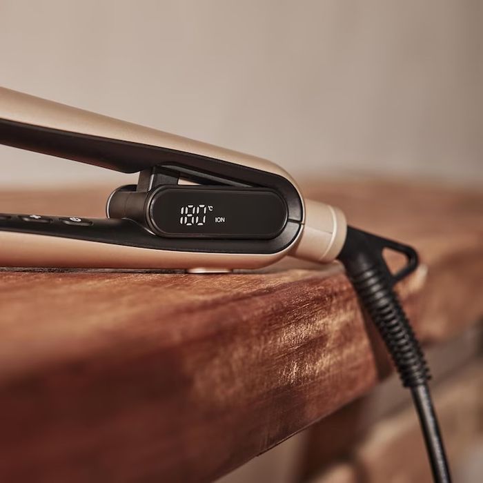 Silk’n SilkyAir Flex 5-in-1 (сешоар и мултистайлер за коса).