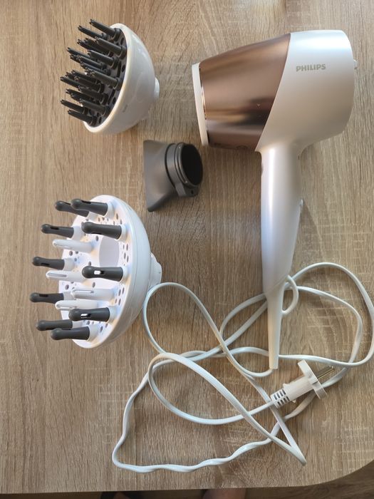 Сешоар Philips Sense IQ