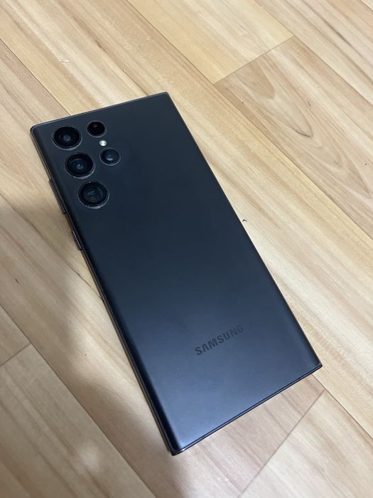 Samsung S22 ультра 5G 256гб оригинал