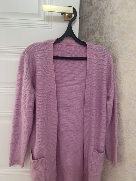 Киімдер сатылады