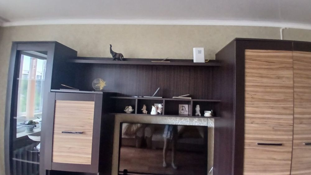 Срочно продам мебель в зал