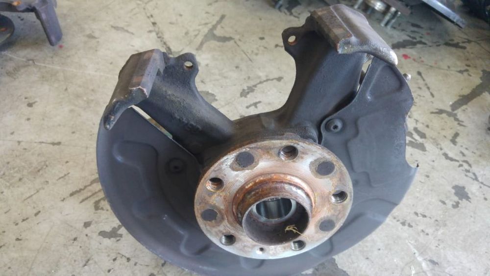 fuzeta dreapta fata 1.0 b vw t-roc dupa 2017 5q0400054dp