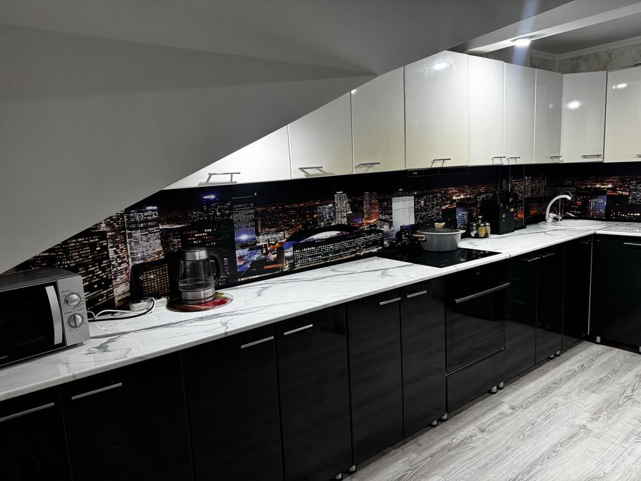 Продам кухонный гарнитур