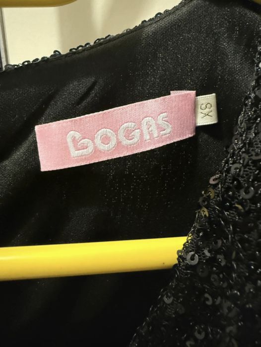 Rochie neagra cu paiete