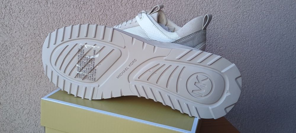 MICHAEL KORS оригинални маратонки нов модел