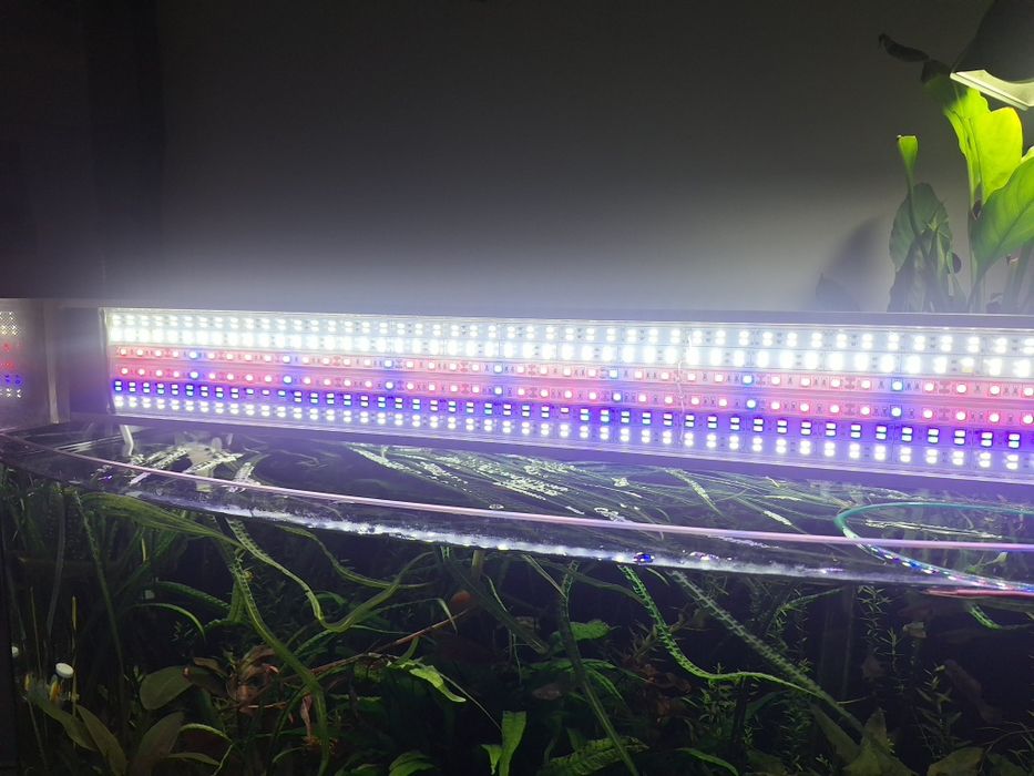 Lampa acvariu rgb