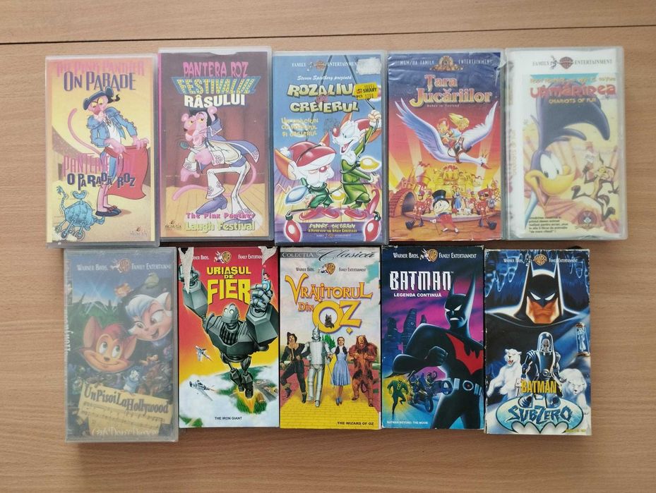 OFERTA 30.06 - Casete VHS, 43 buc, Scooby-Doo Batman Bugs Bunny Tom si Jerry Printesa lebada Uriasul de fier Woody Craiasa zapezii