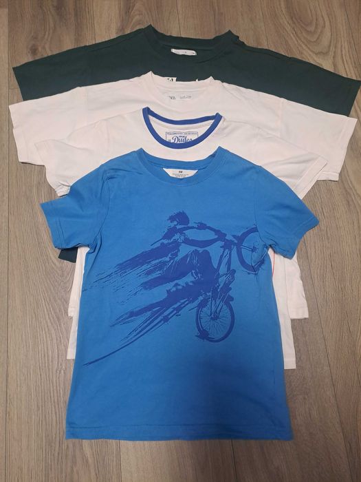 Set 4 tricouri copii 8-10 ani