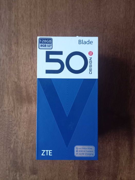 Нов 5G мобилен телефон ZTE  V 50 Blade