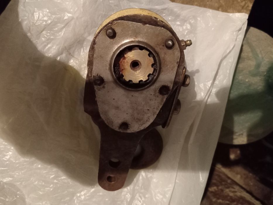 Продаётся ЛЕБЁДКА.