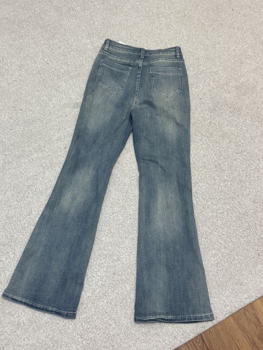 Продам новые джинсы