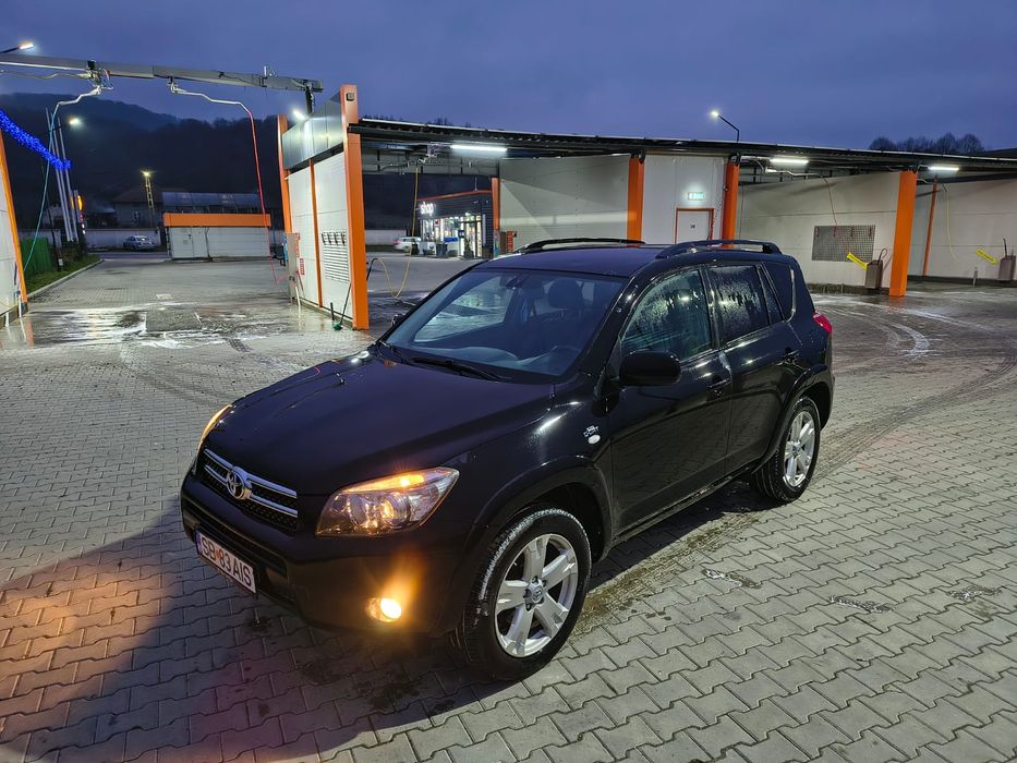 Toyota RAV4 din 2008 Motor 2.0 dieles 6+1 , Piele neagra ,Cheless Goo