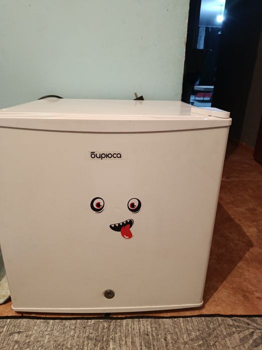 Холодильник маленький офисный