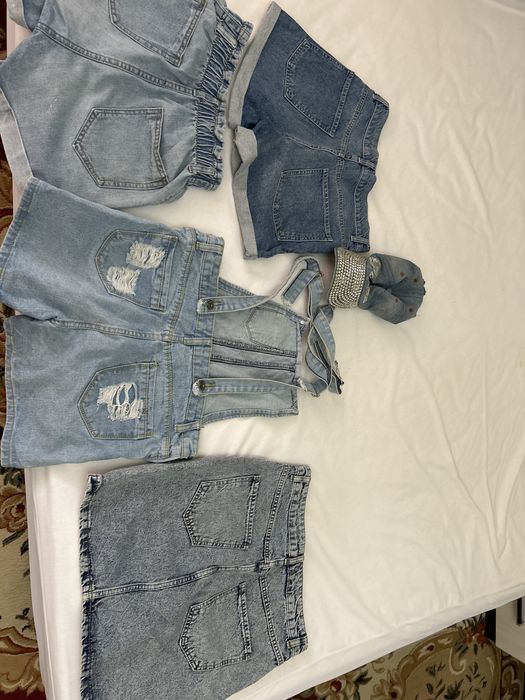 Продам джинсовые шорты и комбинезон