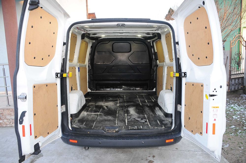 FORD Transit Custom 09.2016 2.2TDCi 125 CP E6 6 trepte AC Navi Camera