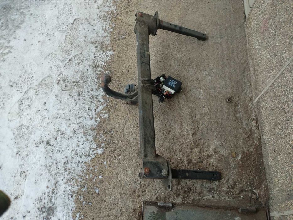 Теглич за Fiat Punto