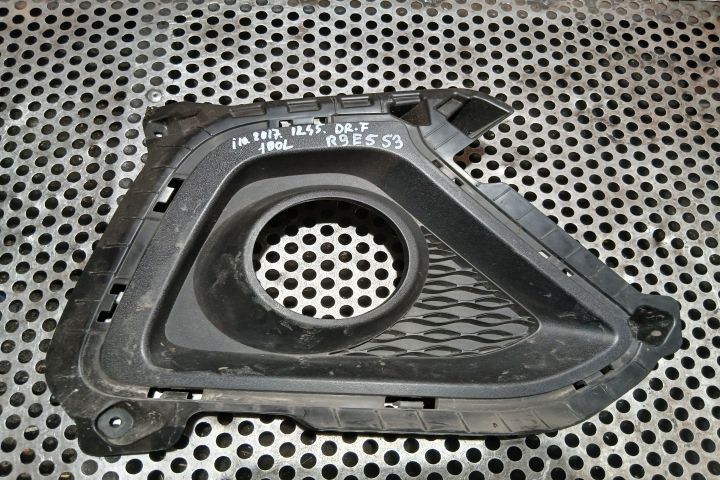 Grila proiector dreapta 86528-B9000 86528-B9000 Hyundai i10 2 [faceli
