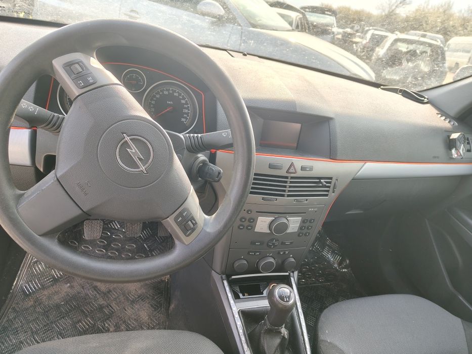 Piese toba punte jug caseta pompa servo kit pornire bobina fuzeta radio cd volan compresor clima oglinda jante alternator egr   Opel Astra h 1.6 xep