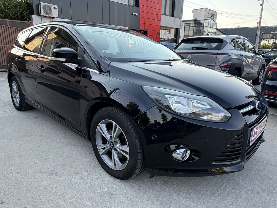 FORD Focus 2011 — imagine 3