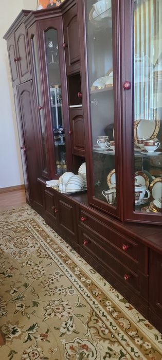 Продаю стенку срочно бу