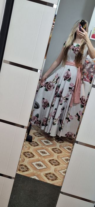 Продам платье летнее, 42 размер.