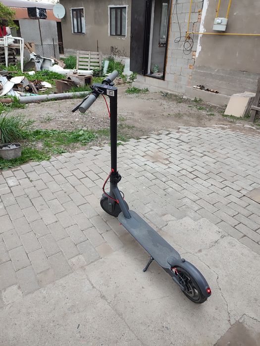 Электросамокат продам срочно