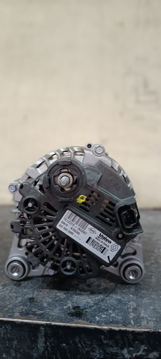 Генератор Рено Дастер