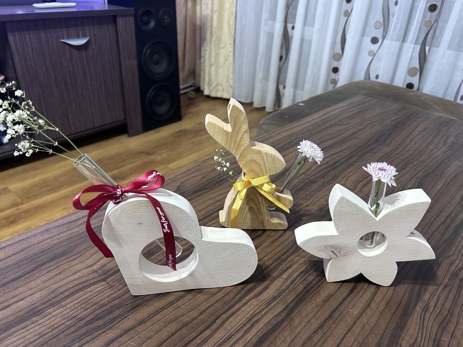 Ръчно изработени дървени украшения