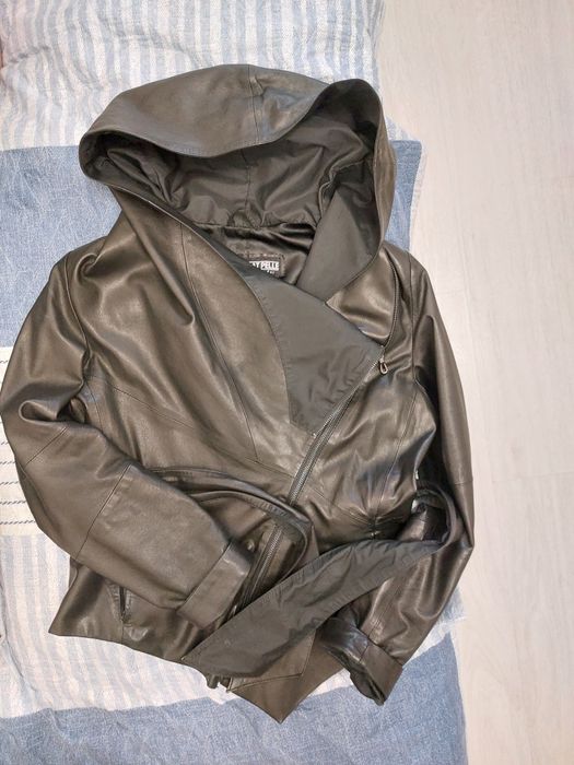 Продаётся кожаная куртка