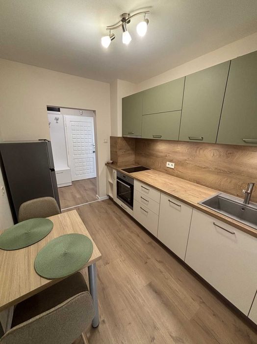 Дава се под наем Двустаен апартамент в Пловдив, Каменица 1 - 60 кв.м за 600 € - Снимка #2