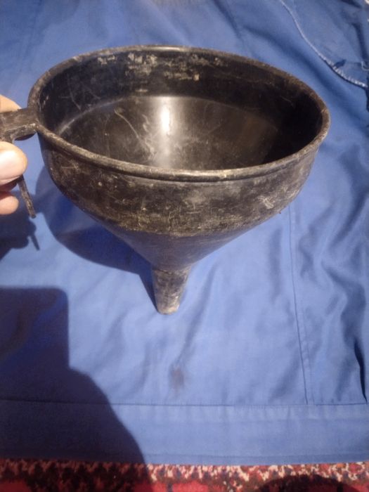 Совковый лопата сатылады таза.