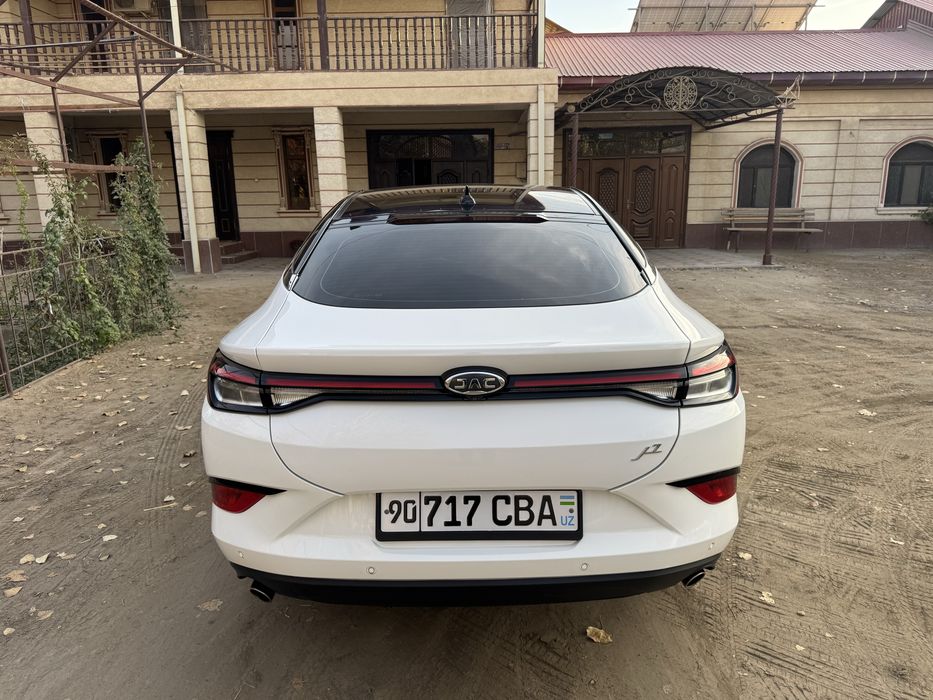 JAC J7 Full Pozitsiya