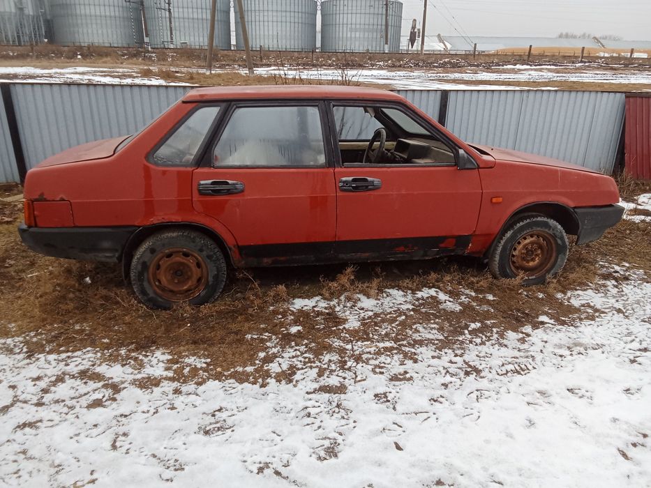 Продам ваз 21099
