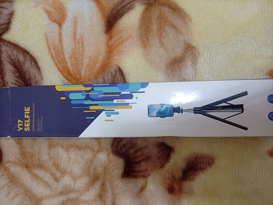Продам новый селфи штатив