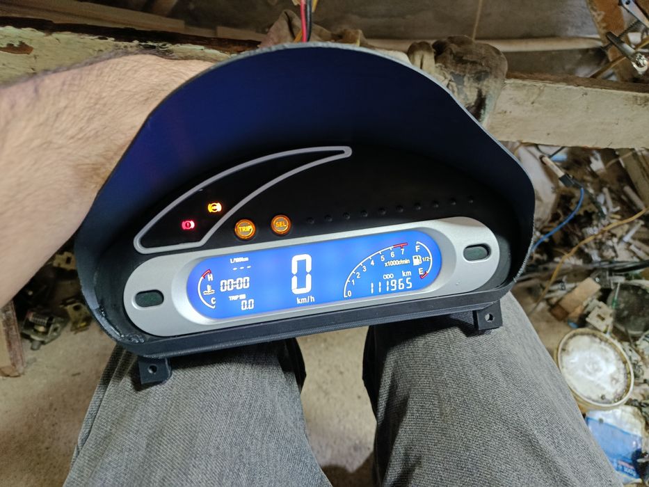 Tablo Matiz best sotiladi. Продоется приборный панель Матиз бест