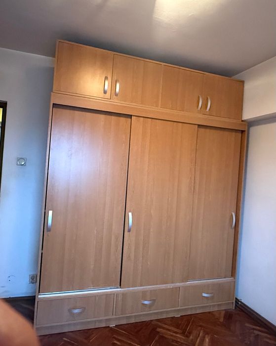 Șifonier în 3 canate