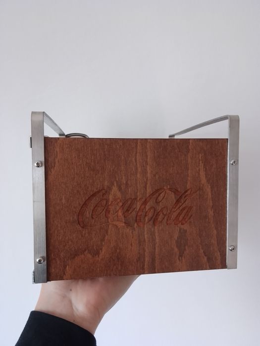 Cutie Coca Cola suport sticle cu desfăcător de capace