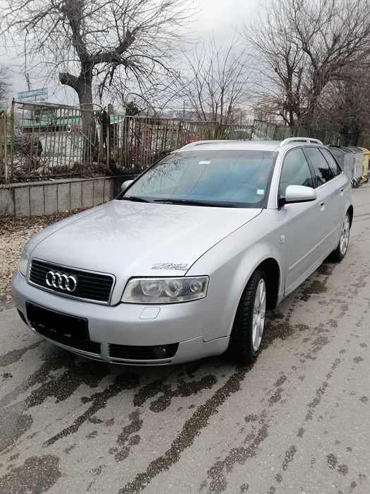 Audi A4
 B6 2.5 tdi 155kc V6 - автоматик    кожен салон , климатроник