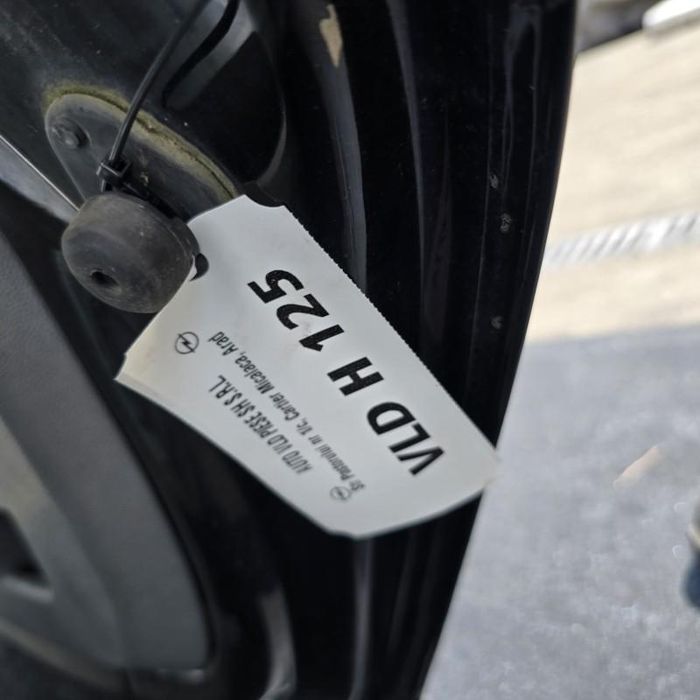 Haion negru Z20R cu luneta Opel Corsa D facelift