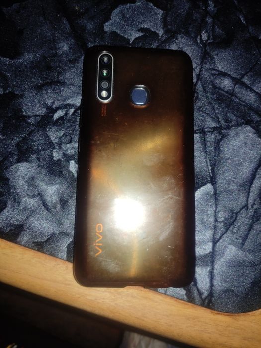 Vivo 19 128gb договорно