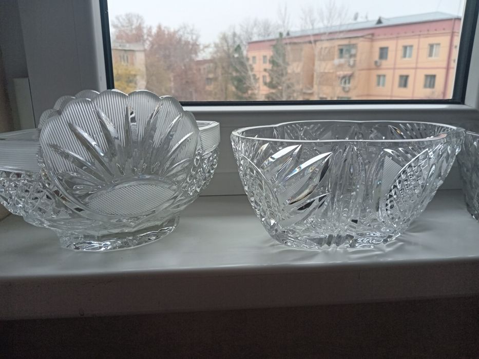 Срочно. хрусталь, лодочки, салатницы,  Советского периода!