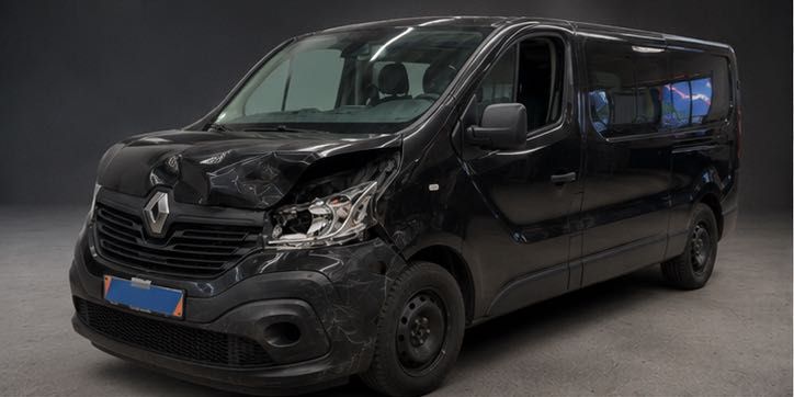 Renault Trafic 3 1.6 dci двигател R9M415 121 кс.6 ск скоростна кутия PF6040 135 000 км Рено Трафик 3 1.6 dci engine R9M415 121 hp 6 sp gear box PF6040