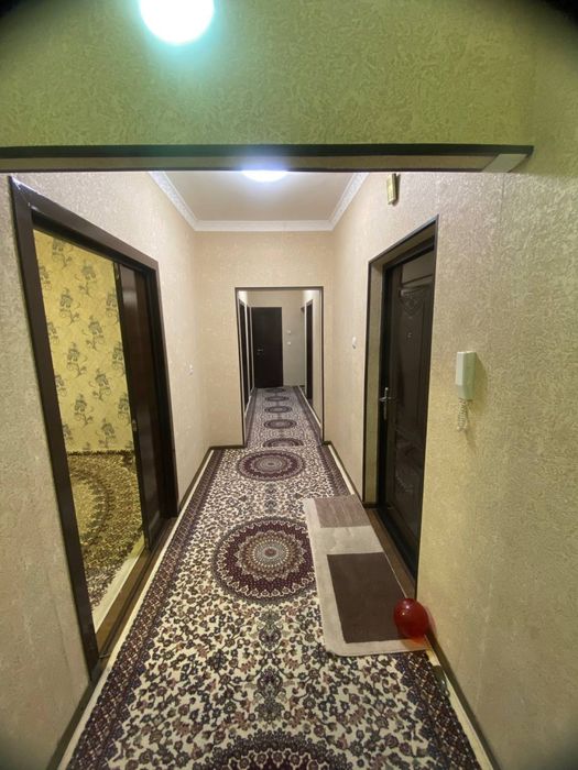 SERGELI YANGI HAYOT 10-xudud. 4 xonali. 104kvm 1-etaj sotiladi