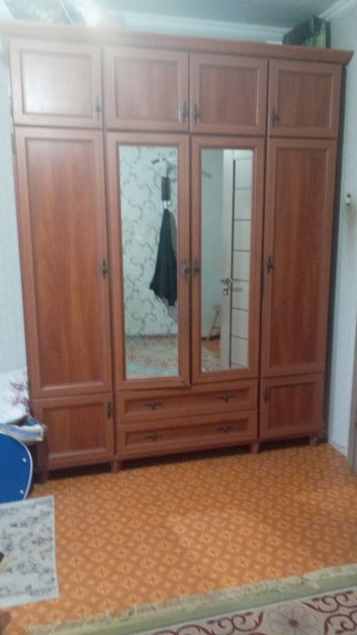 Продам спальни гарнитур