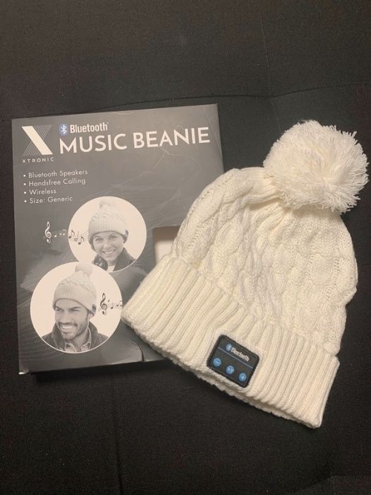 Музикална Bluetooth шапка Beanie шапка с микрофон и стерео слушалки