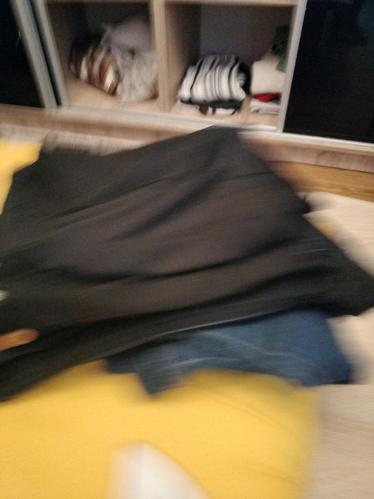 Donez hăinuțe pentru fete mărimea 36 - 38