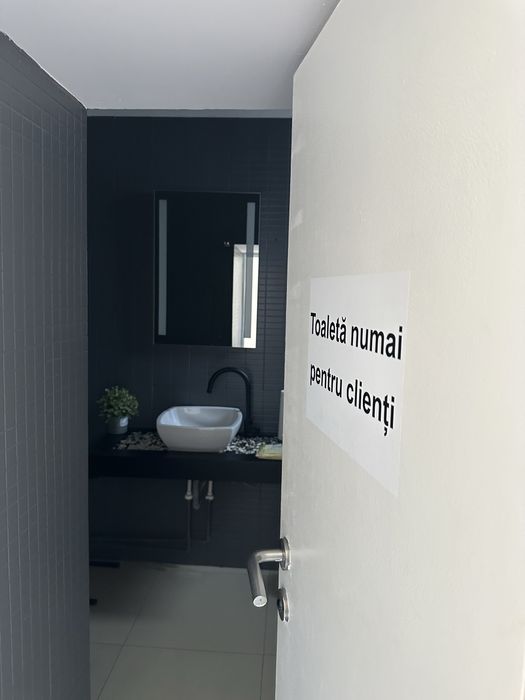 Spațiu Comercial de Închiriat 176 mp | Piața Victoriei | Vitrină Stradală | Proprietar