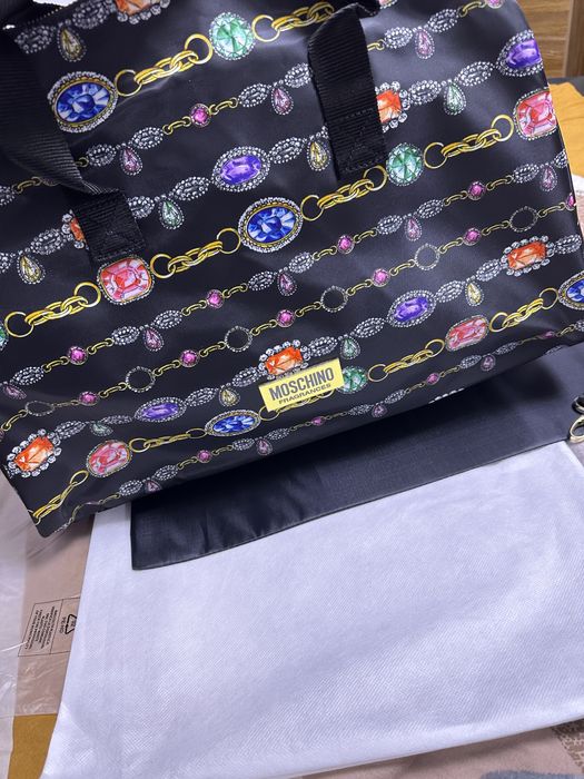 Weekend Bag Moschino fragrances