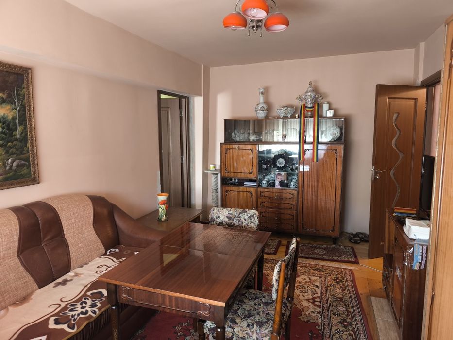 Apartament 2 camere ultracentral Huedin